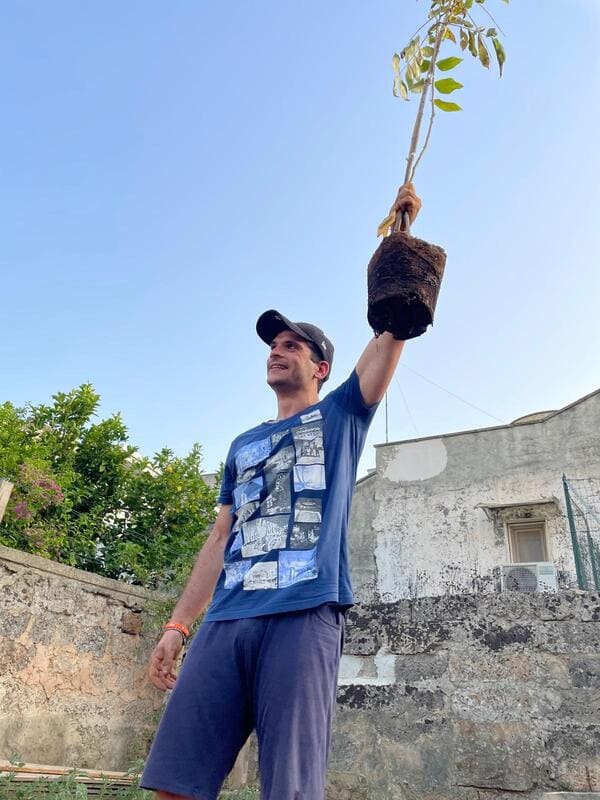Marco Albero di Noce all'Orto di Comunità